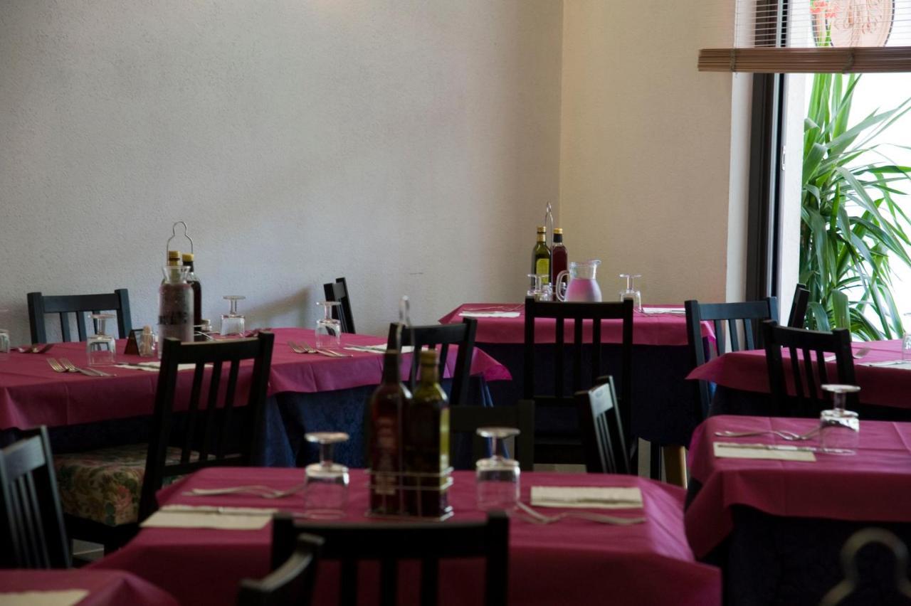 Hotel Maris Stella Riccione Luaran gambar