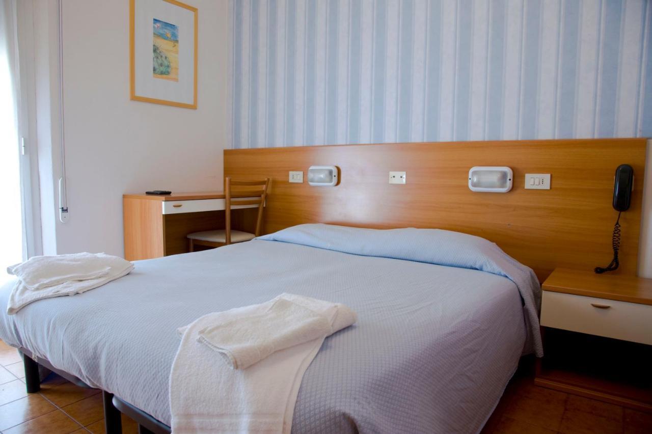 Hotel Maris Stella Riccione Luaran gambar