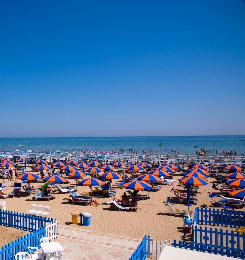 Hotel Maris Stella Riccione Luaran gambar