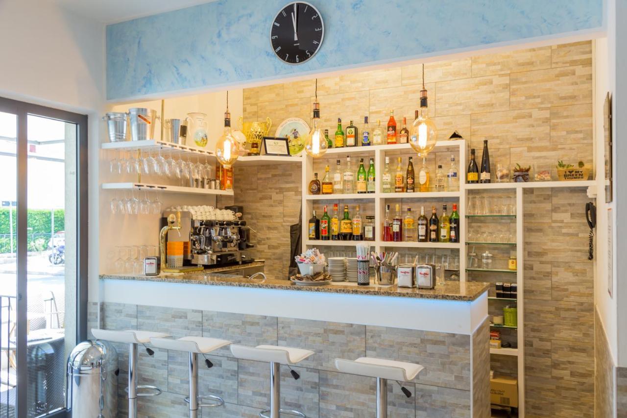 Hotel Maris Stella Riccione Luaran gambar