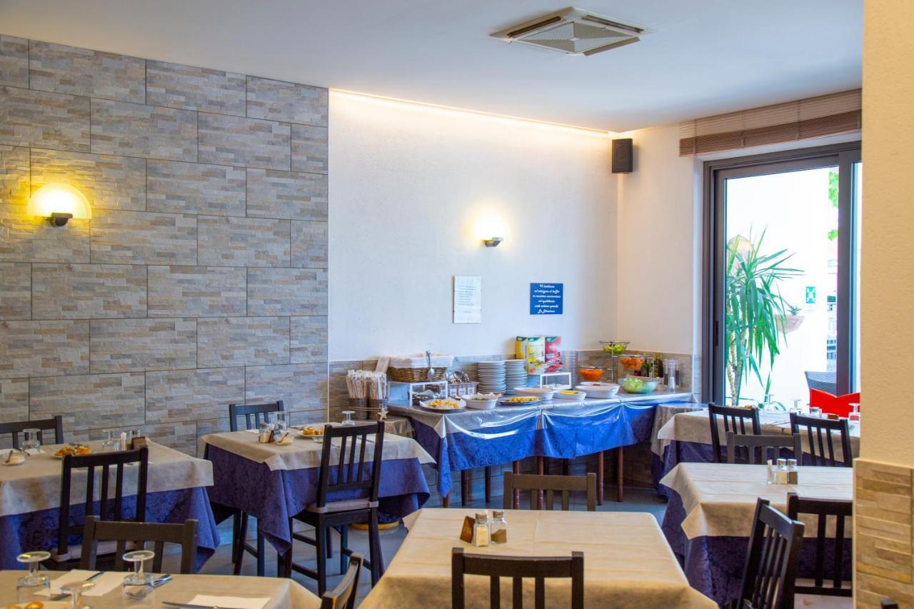 Hotel Maris Stella Riccione Luaran gambar