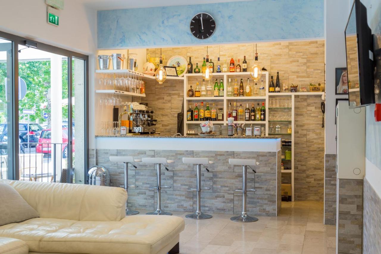 Hotel Maris Stella Riccione Luaran gambar