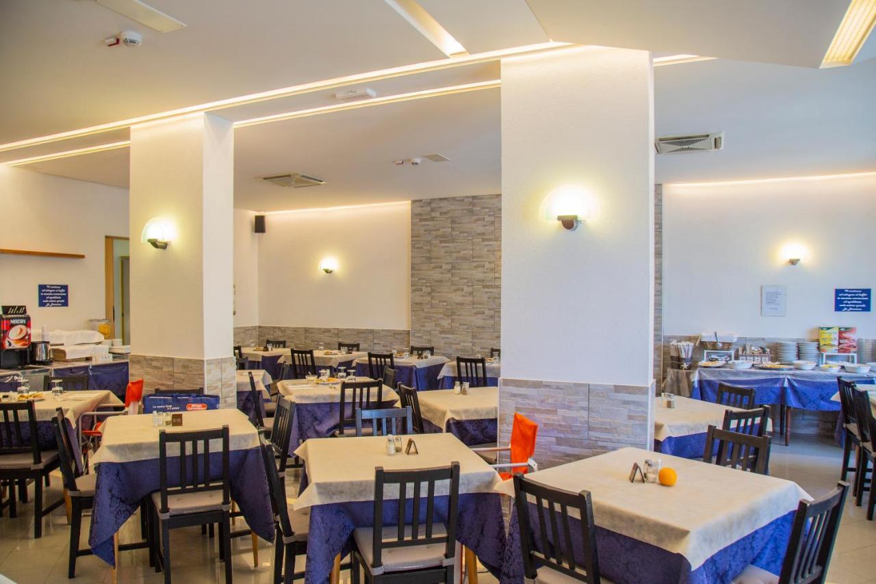 Hotel Maris Stella Riccione Luaran gambar