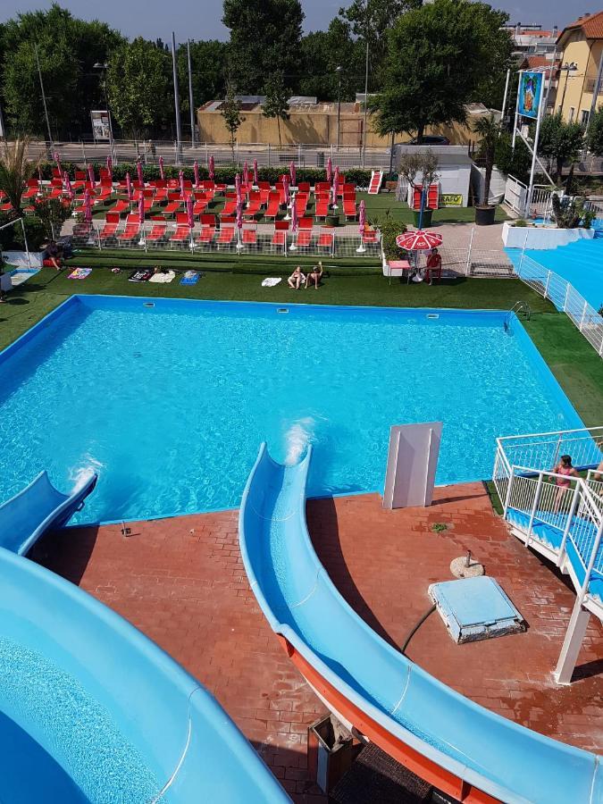 Hotel Maris Stella Riccione Luaran gambar